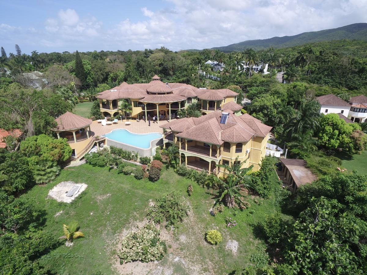 Milbrooks Resort Montego Bay Exterior photo