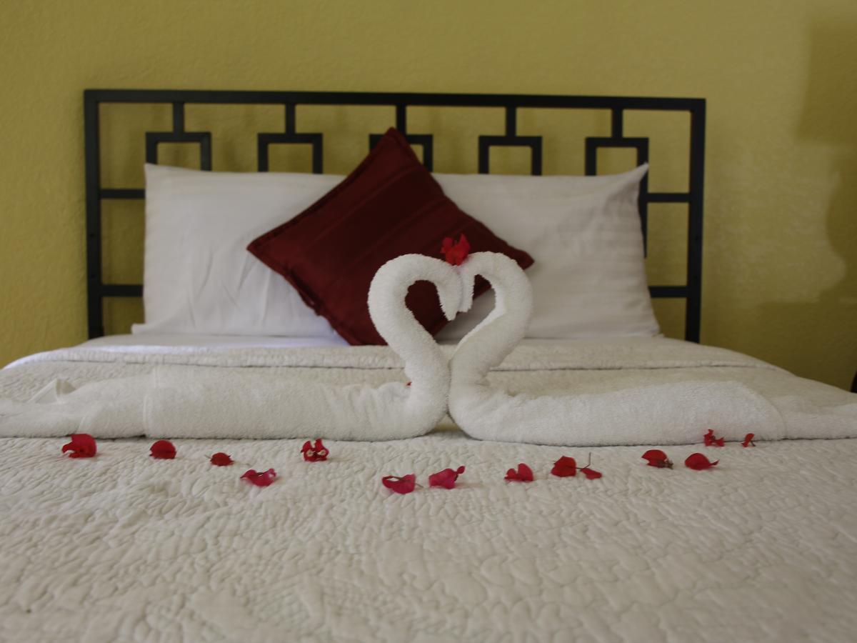 Milbrooks Resort Montego Bay Exterior photo